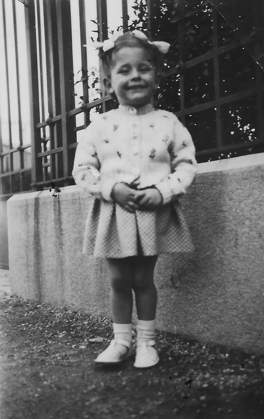 Etta bambina a Milano nel 1939